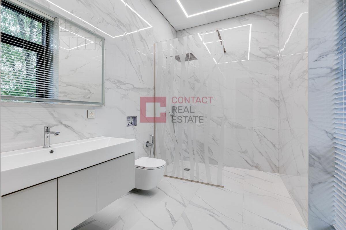 2-этажный коттедж 650 м² с отделкой