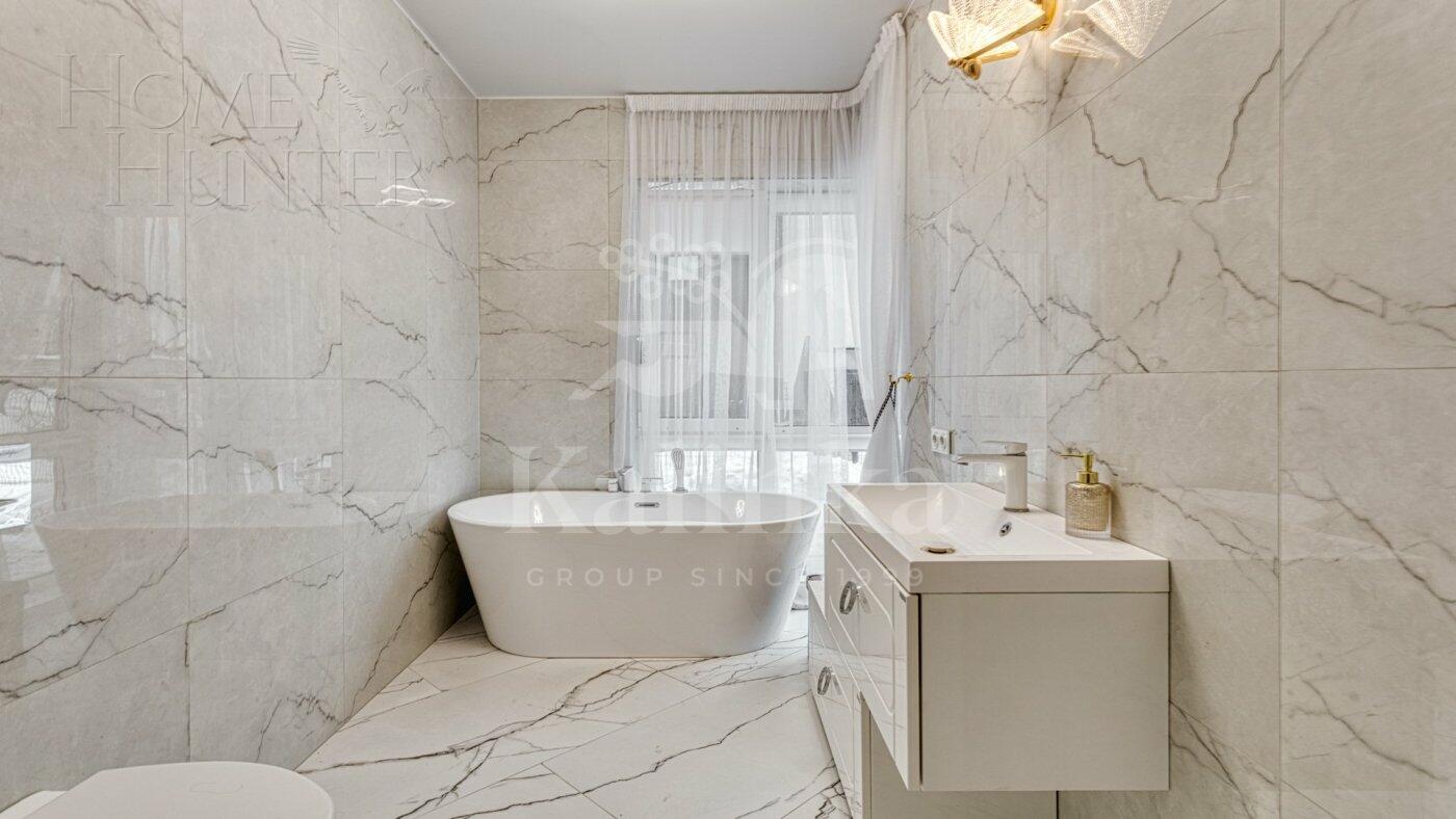 2-этажный коттедж 250 м² с отделкой