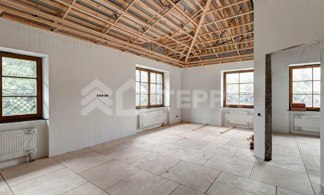 3-этажный коттедж 700 м² без отделки