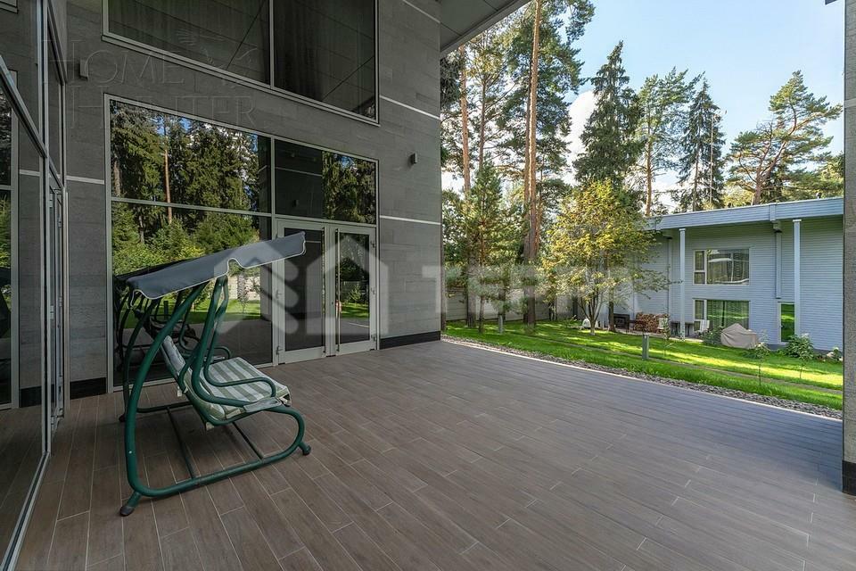 2-этажный коттедж 1 230 м² с отделкой