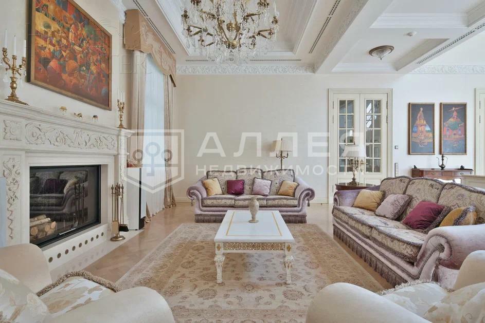 2-этажный коттедж 1 211 м² с отделкой