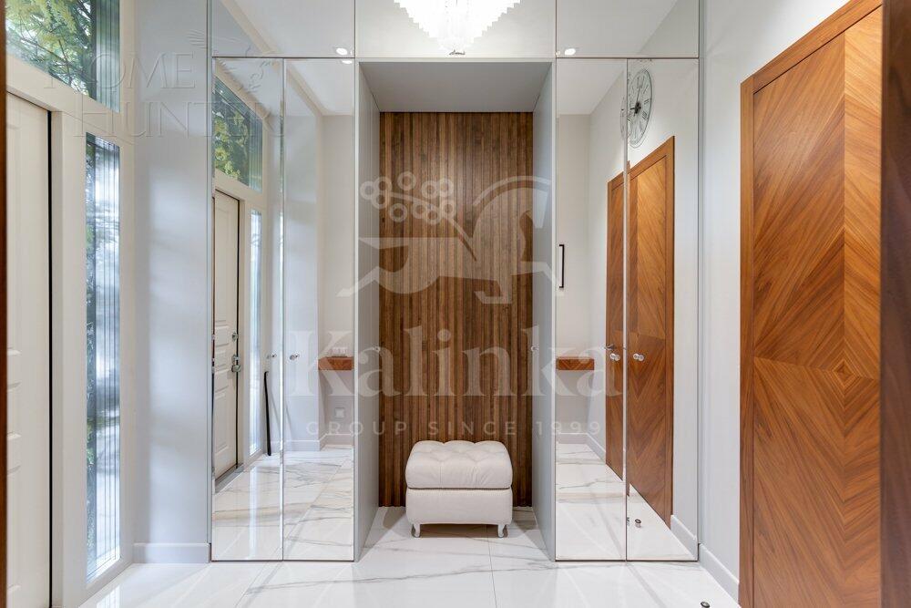 2-этажный коттедж 520 м² с отделкой