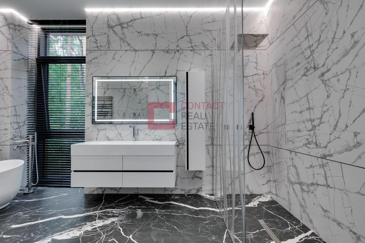 2-этажный коттедж 650 м² с отделкой