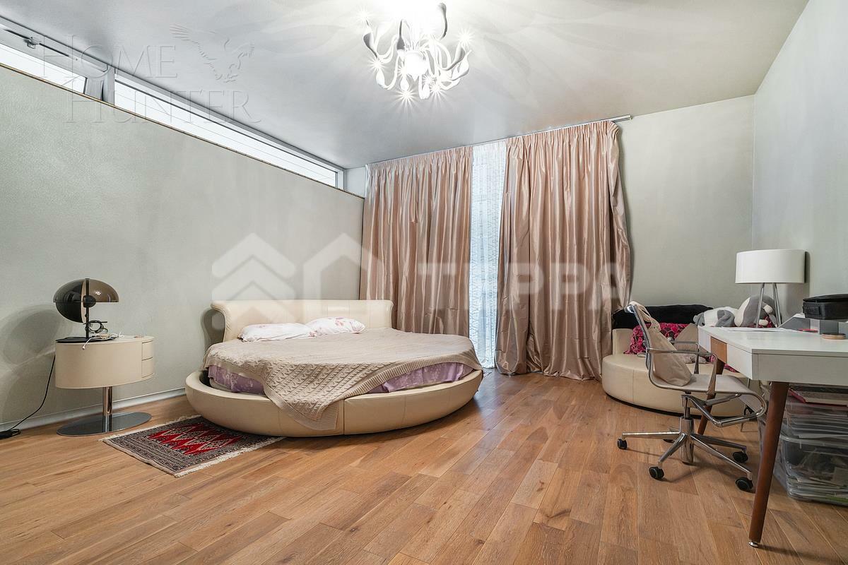 2-этажный коттедж 1 230 м² с отделкой