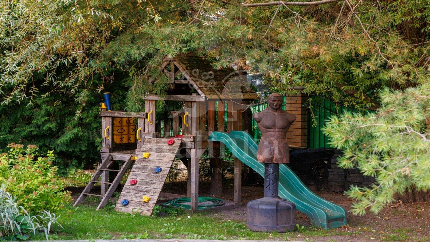 2-этажный коттедж 600 м² с отделкой