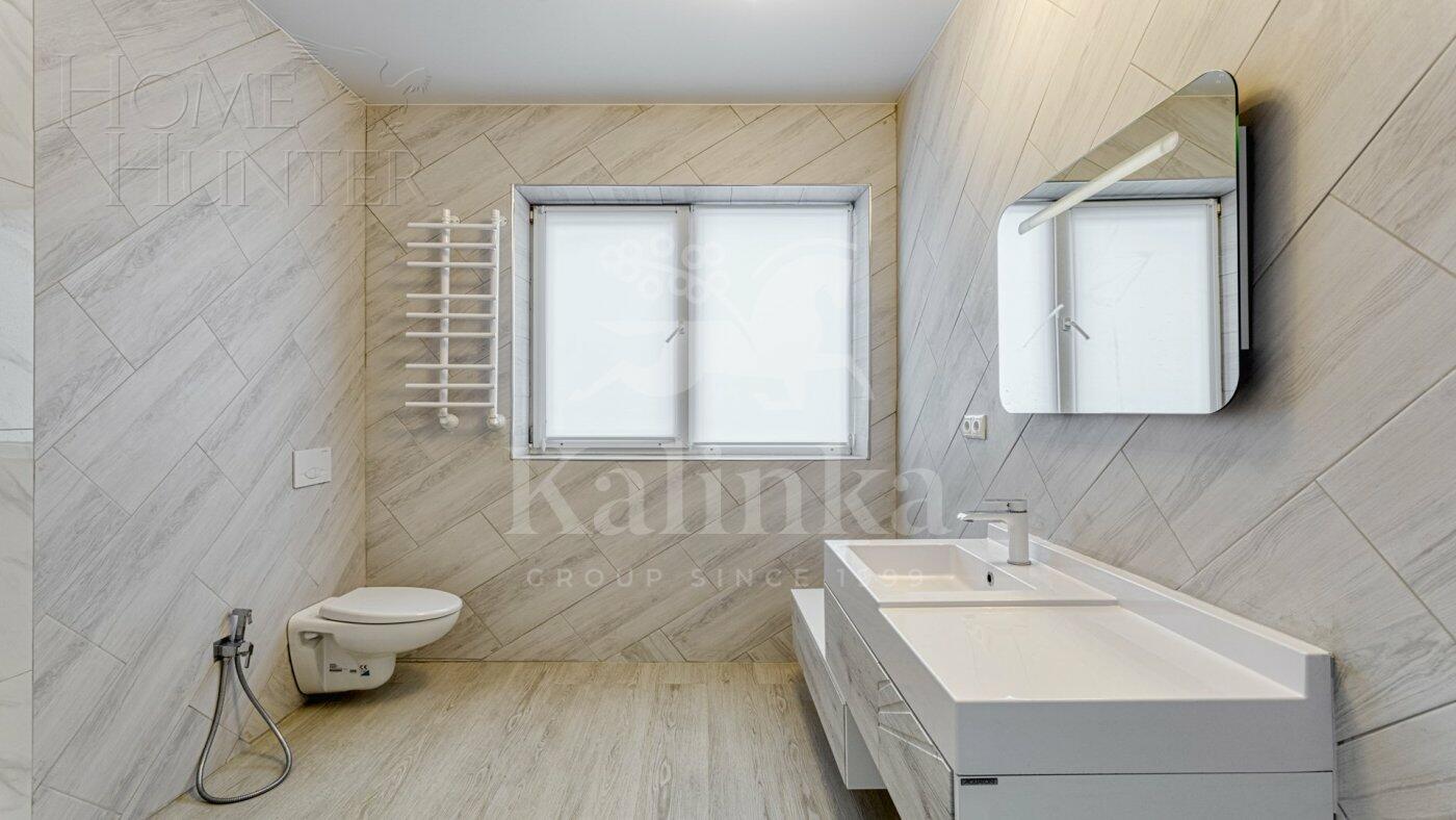 2-этажный коттедж 250 м² с отделкой