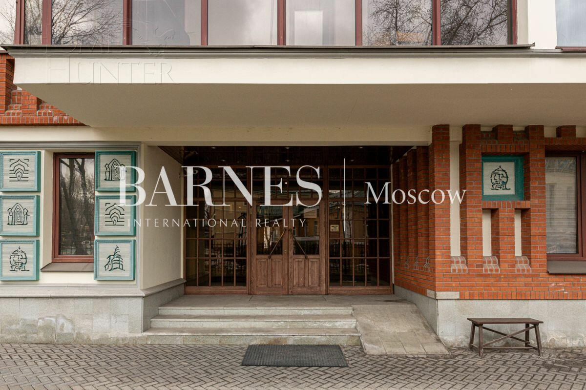 4-КОМН. АПАРТАМЕНТЫ БЕЗ ОТДЕЛКИ 225 М² НА 4 ЭТАЖЕ