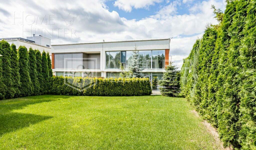 2-этажный таунхаус 390 м² с отделкой