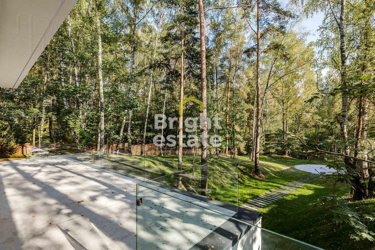 2-этажный коттедж 650 м² с отделкой