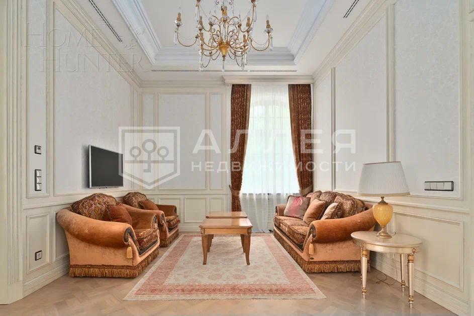 2-этажный коттедж 1 211 м² с отделкой