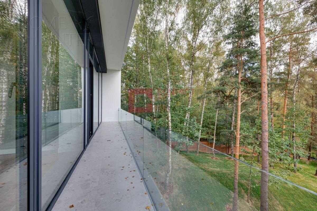 2-этажный коттедж 650 м² с отделкой