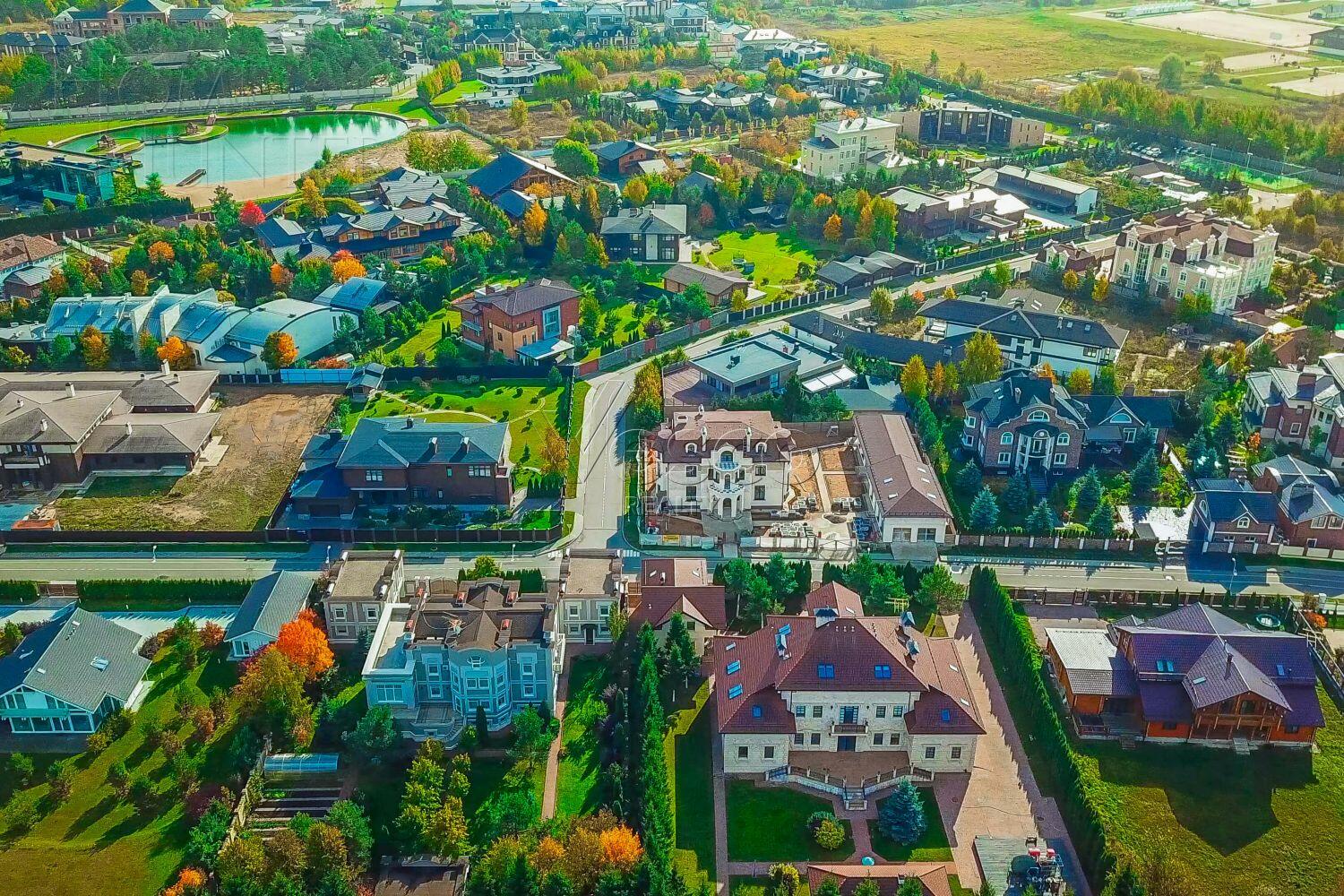 Участок 54.6 сот. в охраняемом поселке