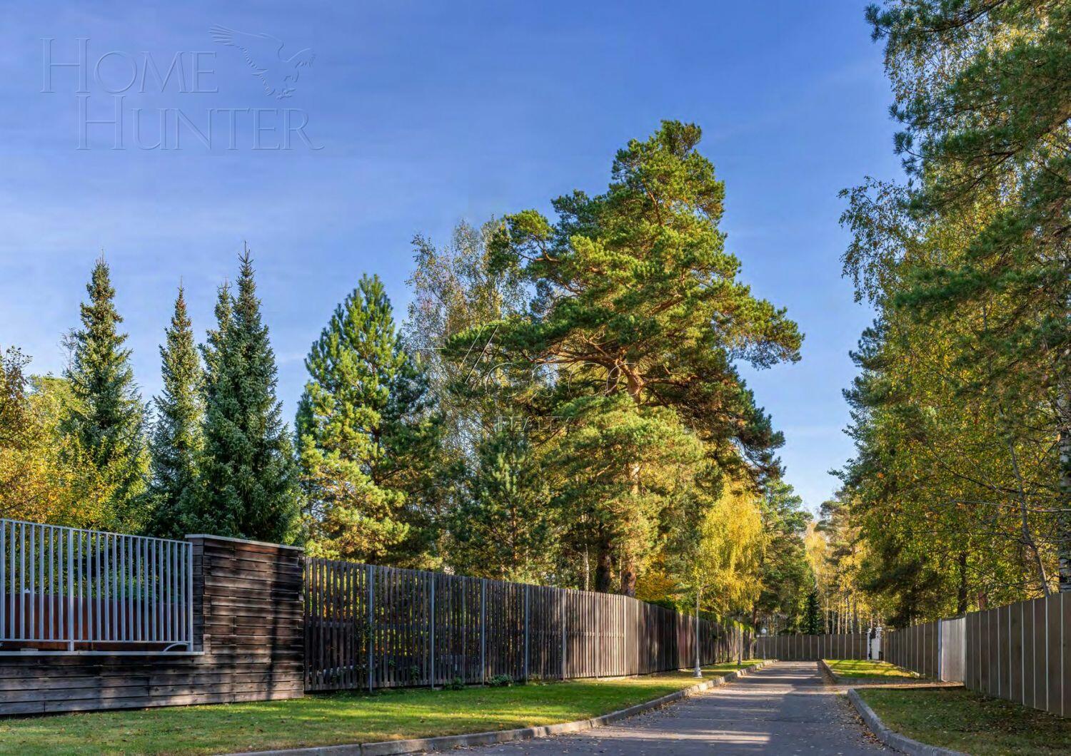 Участок 75.38 сот. в охраняемом поселке