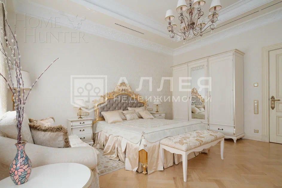 2-этажный коттедж 1 211 м² с отделкой