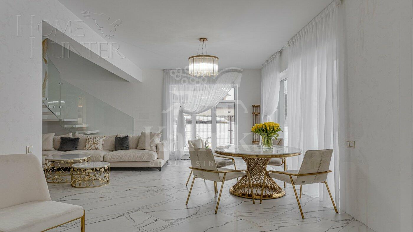 2-этажный коттедж 250 м² с отделкой