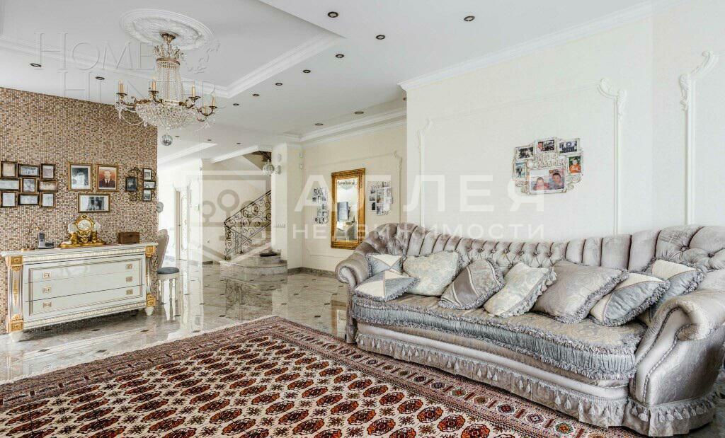 2-этажный таунхаус 390 м² с отделкой