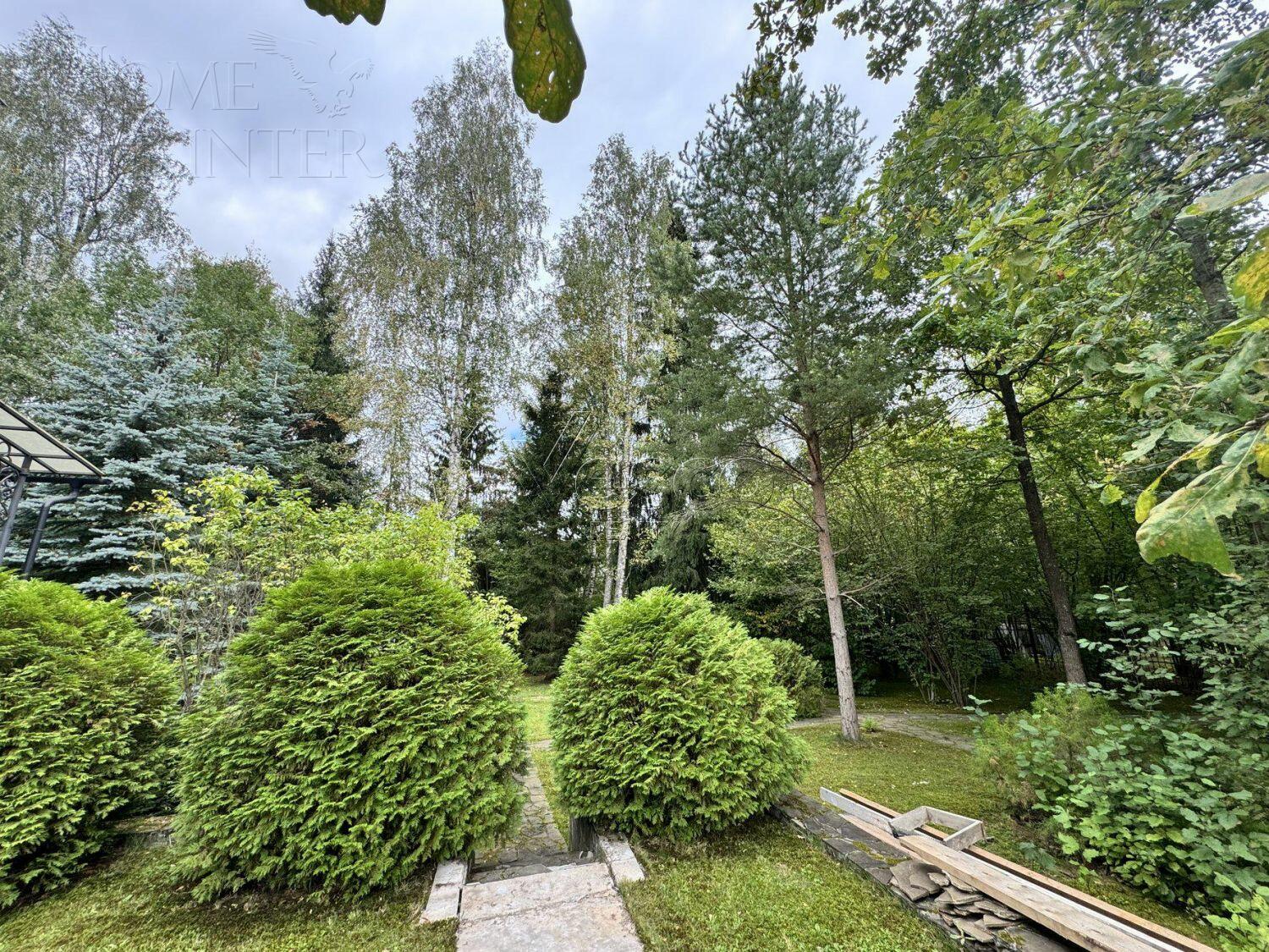 2-этажный коттедж 450 м² без отделки