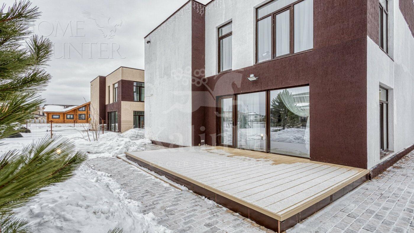 2-этажный коттедж 250 м² с отделкой