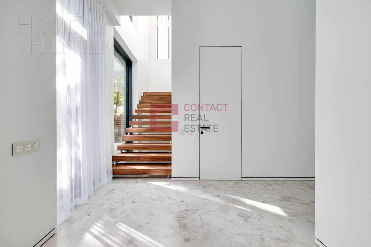 2-этажный коттедж 650 м² с отделкой