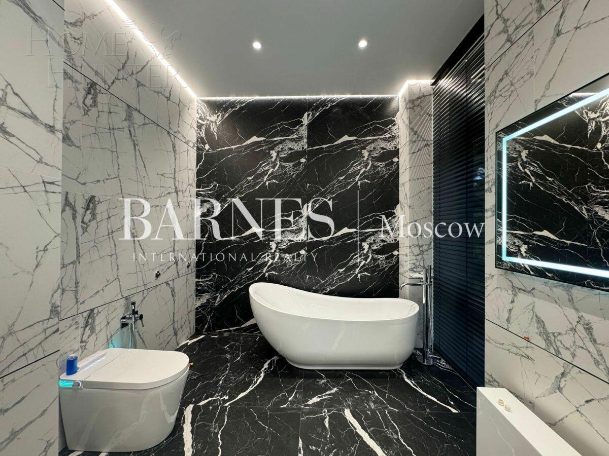 2-этажный коттедж 650 м² с отделкой