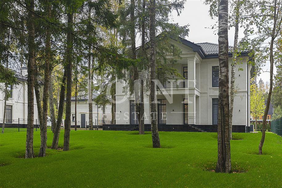 2-этажный коттедж 462 м² с отделкой