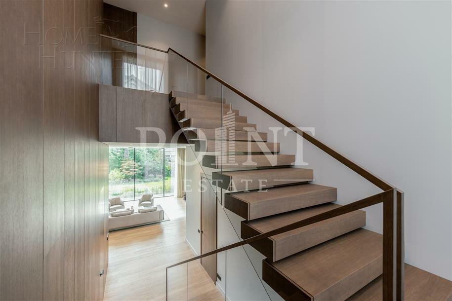 2-этажный коттедж 750 м² с отделкой