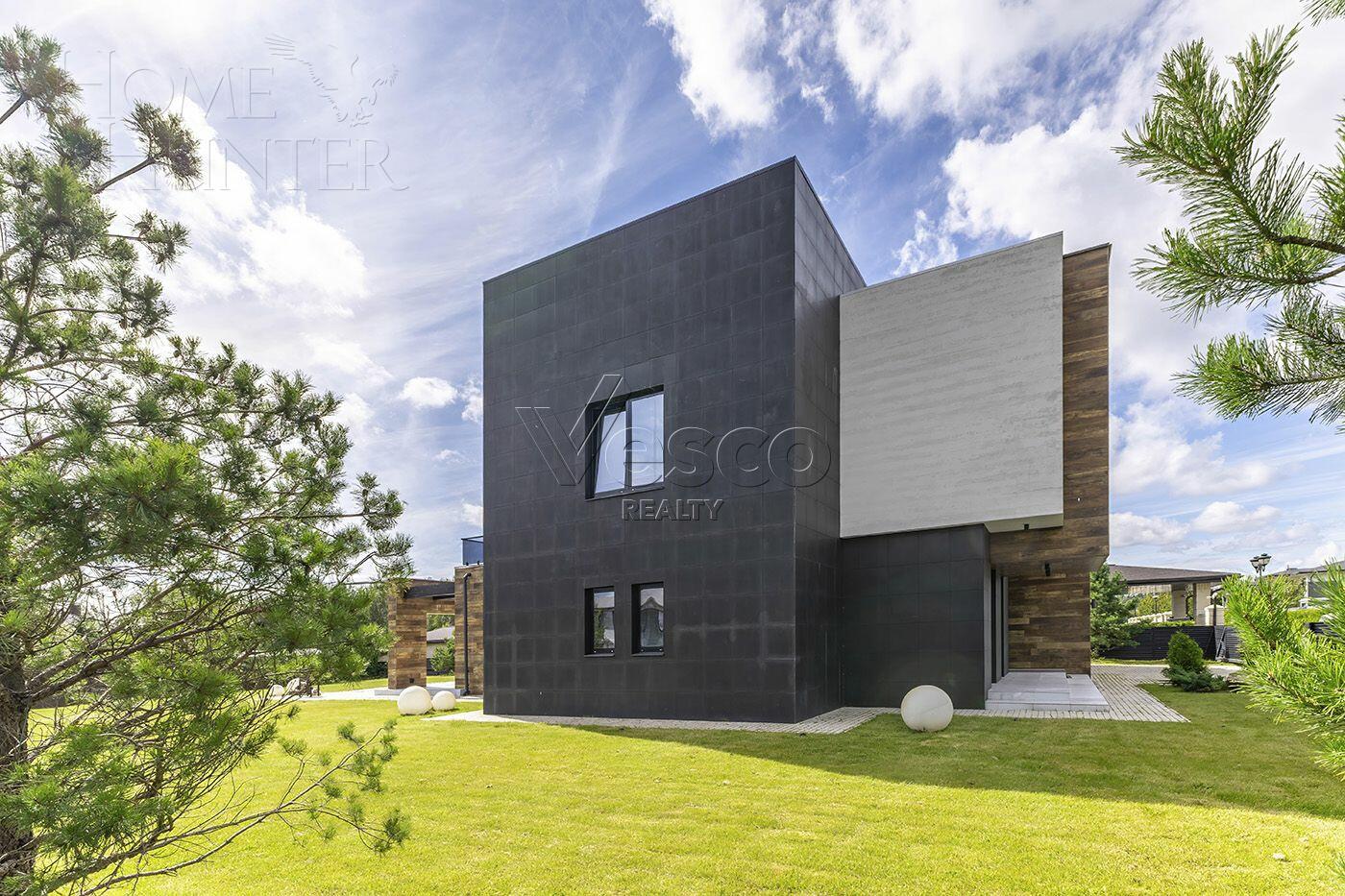 2-этажный коттедж 540 м² с отделкой