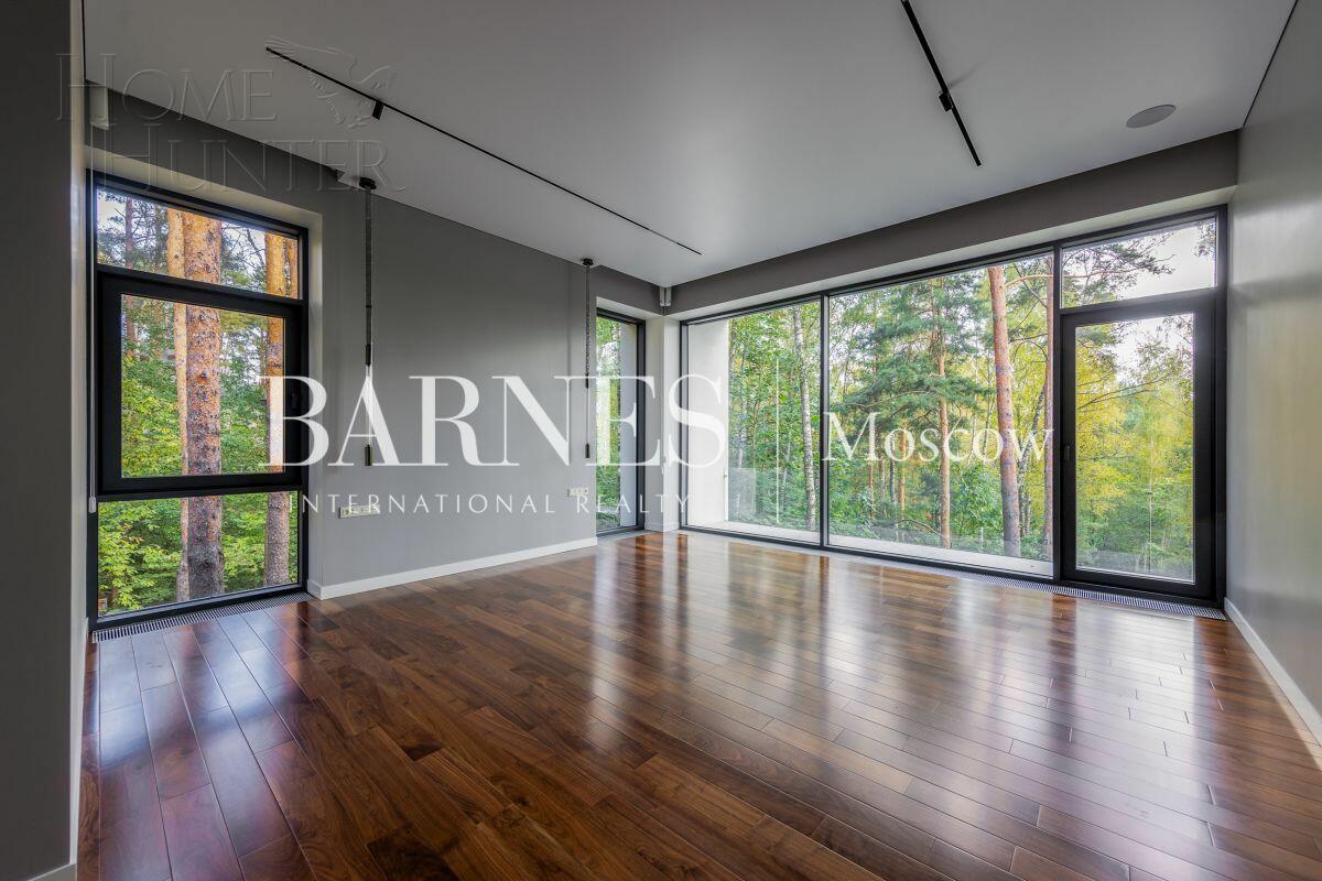 2-этажный коттедж 650 м² с отделкой