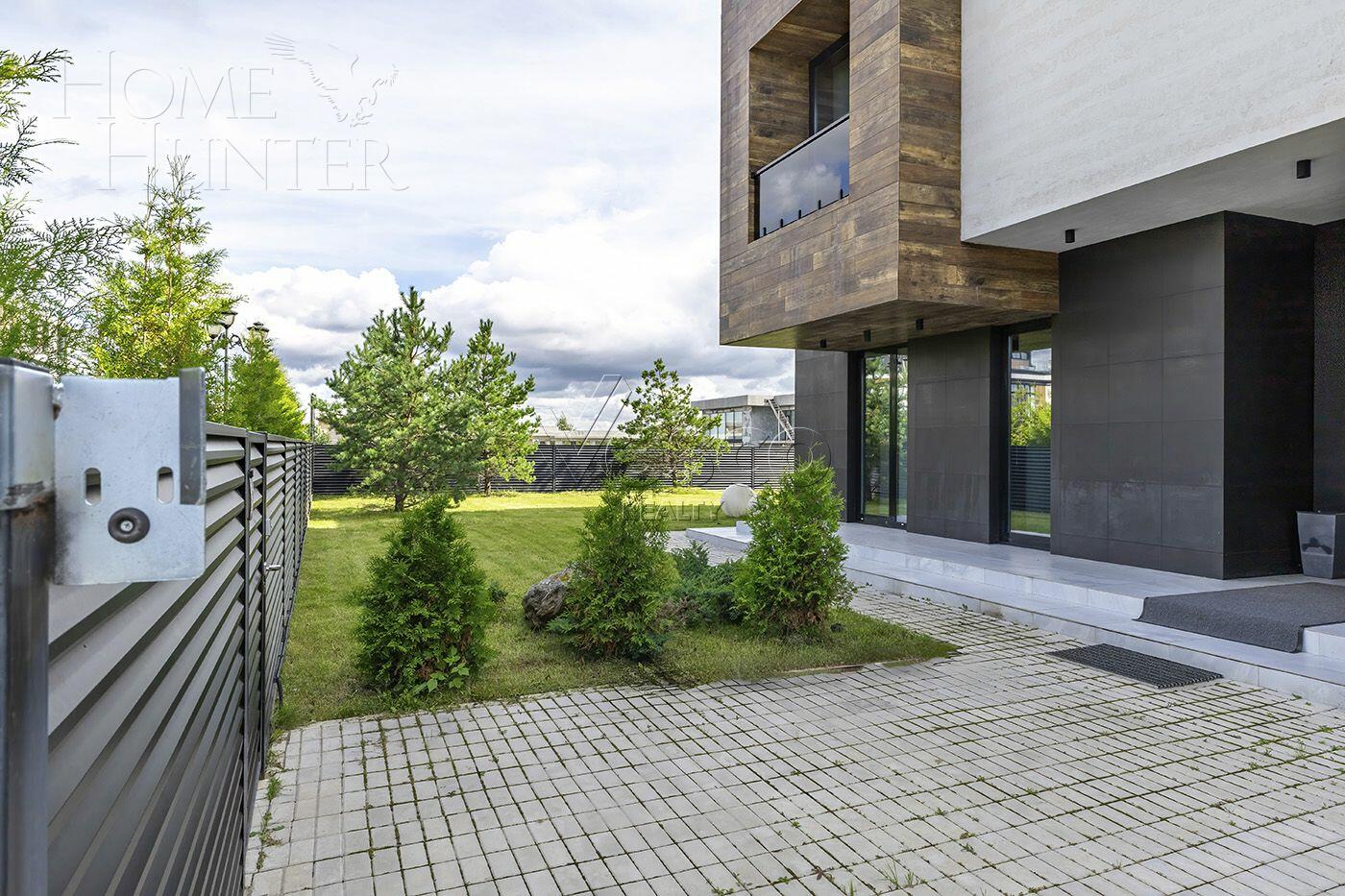 2-этажный коттедж 540 м² с отделкой