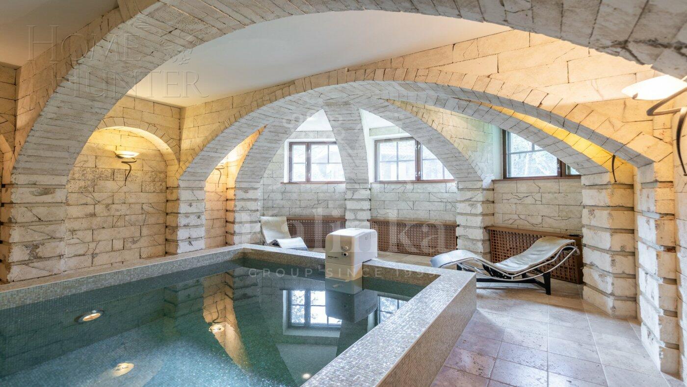 2-этажный коттедж 720 м² с отделкой