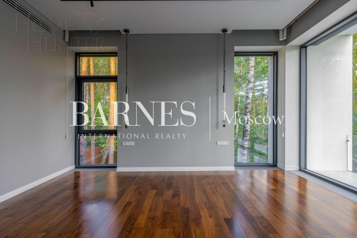 2-этажный коттедж 650 м² с отделкой