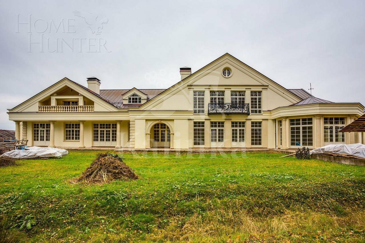 2-этажный коттедж 1 569 м² без отделки