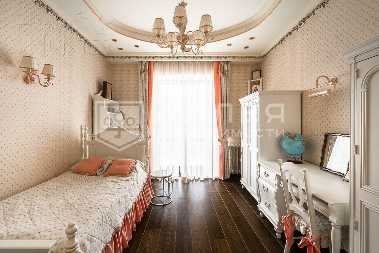 2-этажный коттедж 691.8 м² с отделкой