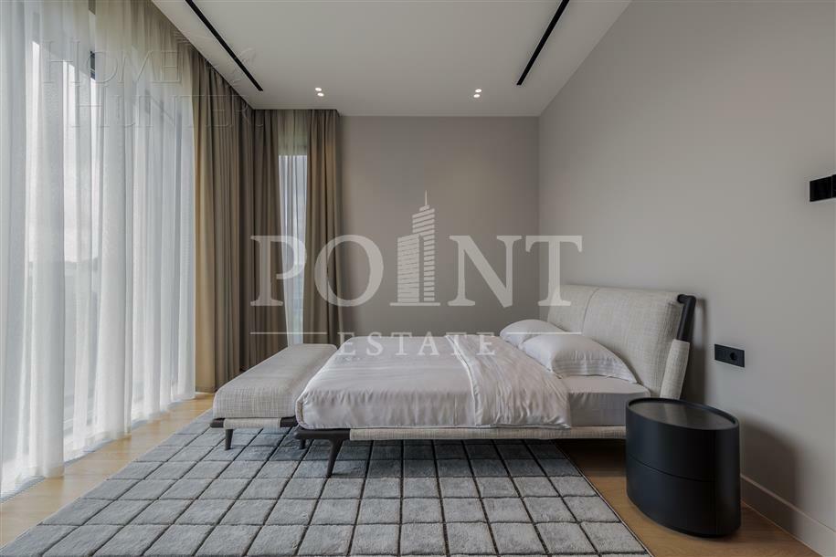 2-этажный коттедж 750 м² с отделкой