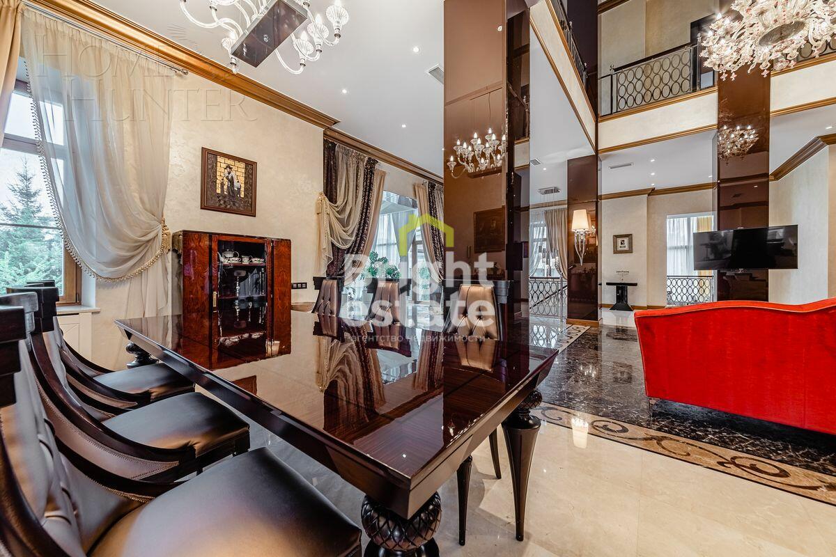 2-этажный коттедж 1 250 м² с отделкой