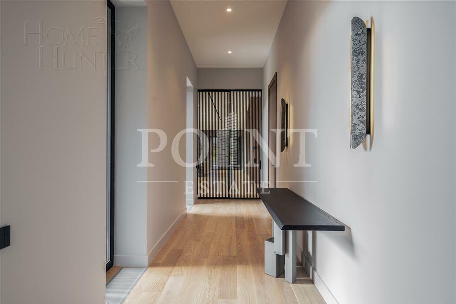 2-этажный коттедж 750 м² с отделкой