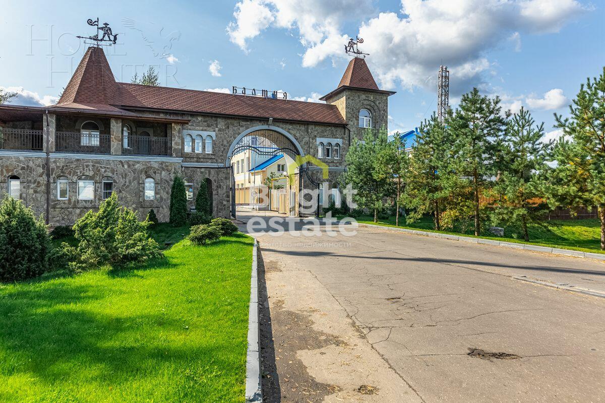 2-этажный коттедж 800 м² с отделкой