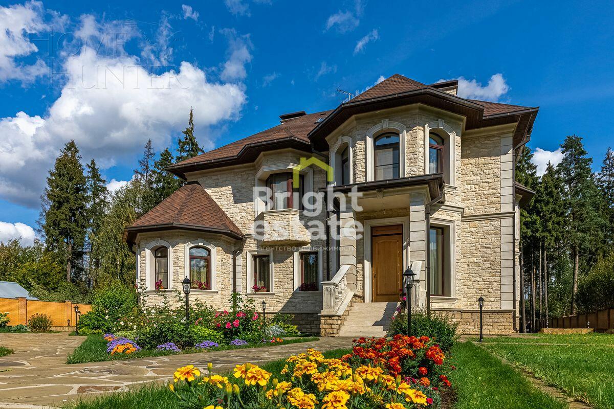 2-этажный коттедж 800 м² с отделкой