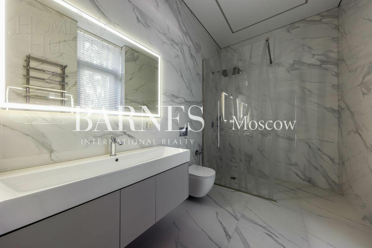 2-этажный коттедж 650 м² с отделкой