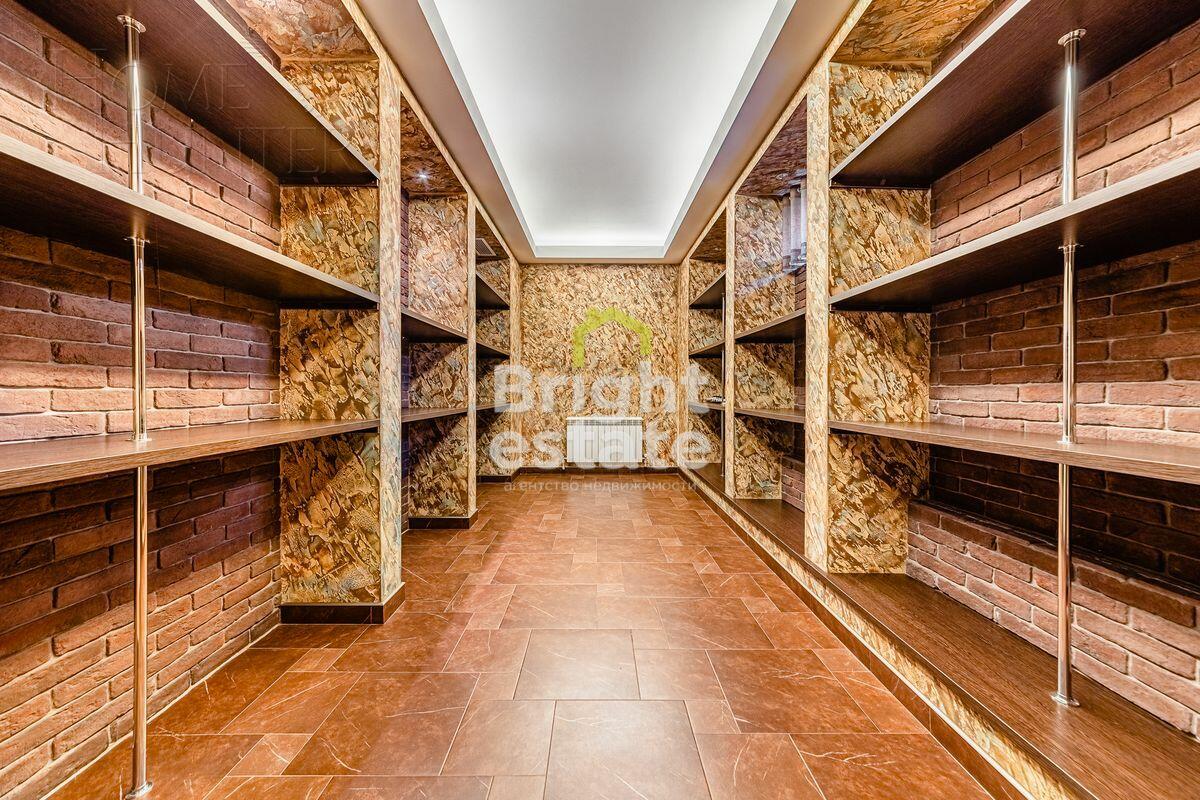 2-этажный коттедж 800 м² с отделкой