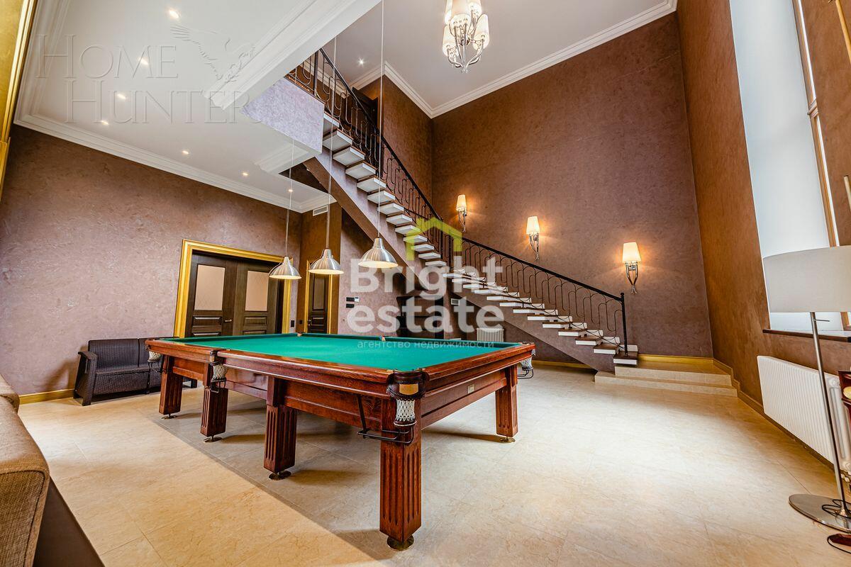 2-этажный коттедж 1 250 м² с отделкой