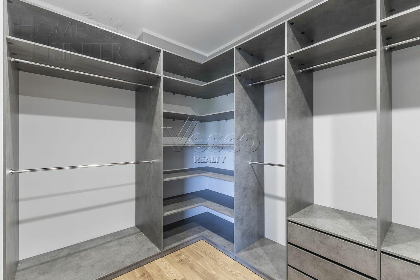 2-этажный коттедж 540 м² с отделкой