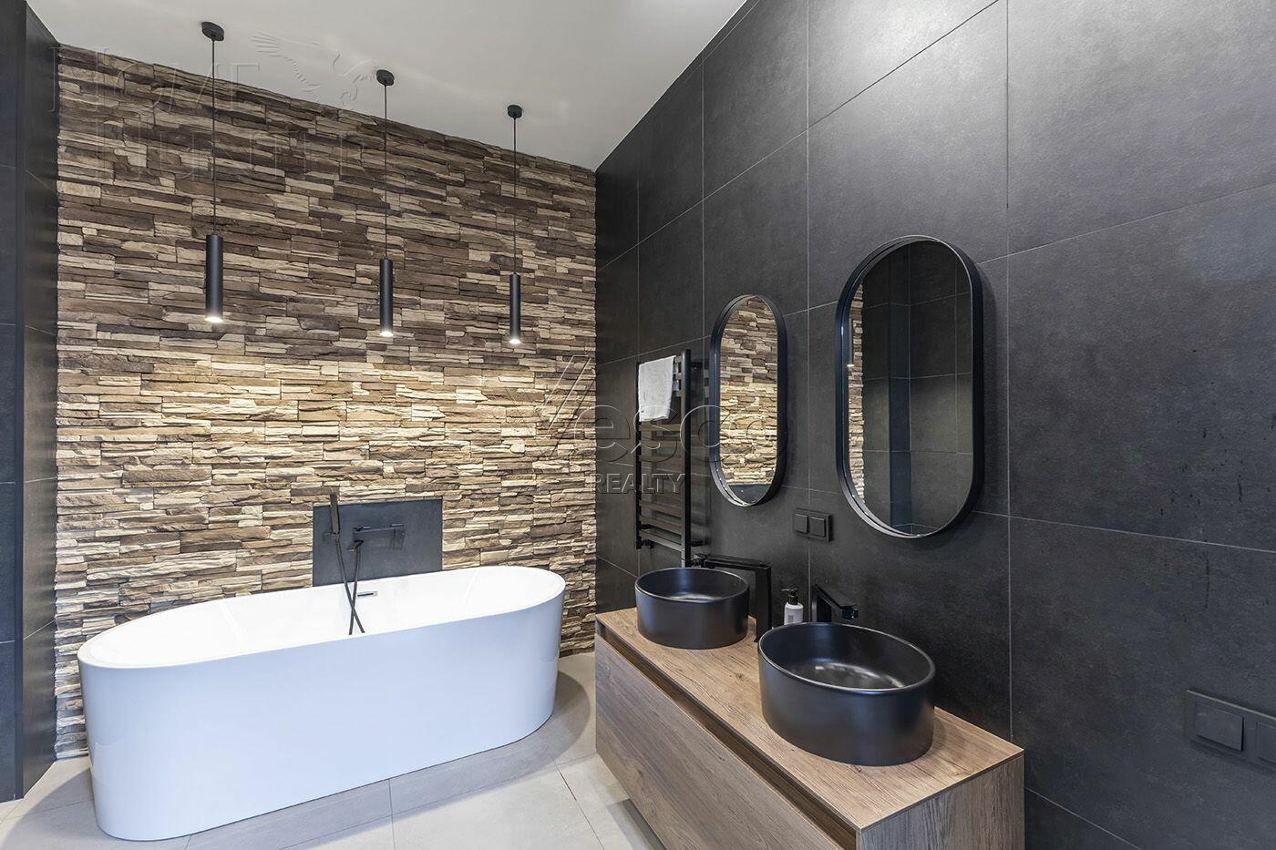 2-этажный коттедж 540 м² с отделкой