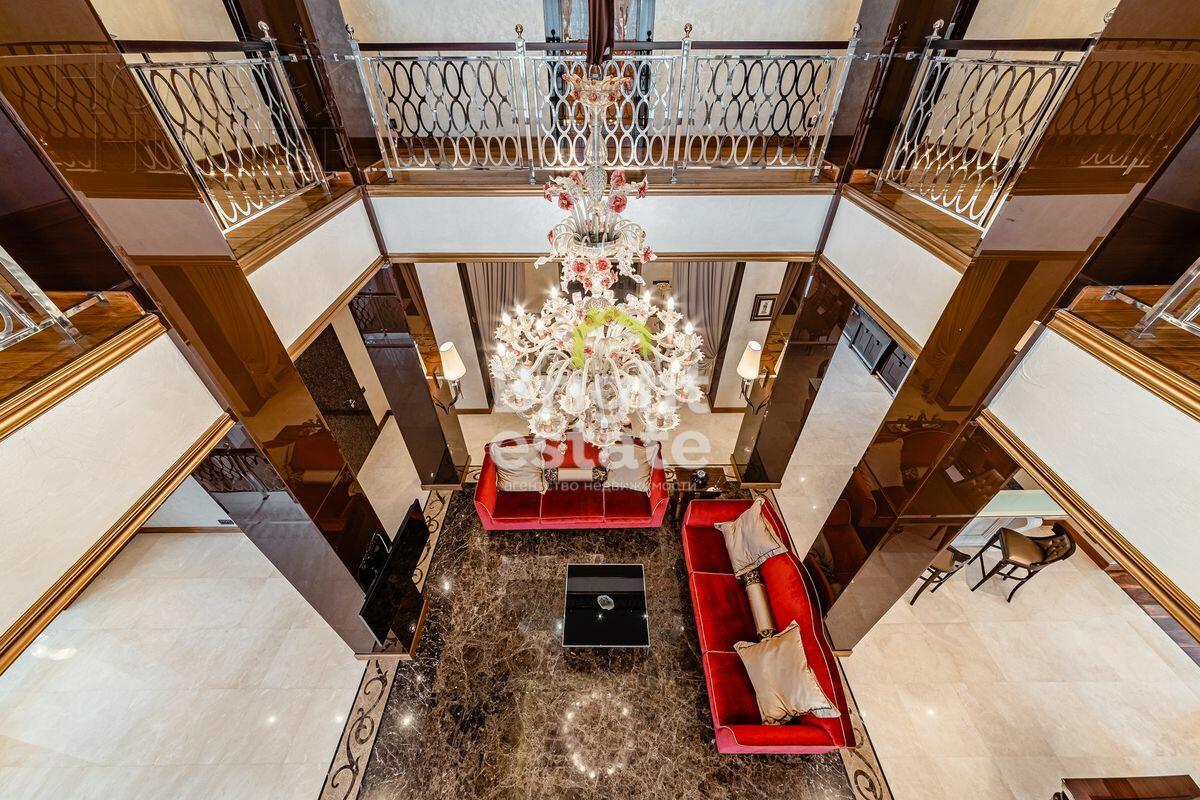 2-этажный коттедж 1 250 м² с отделкой