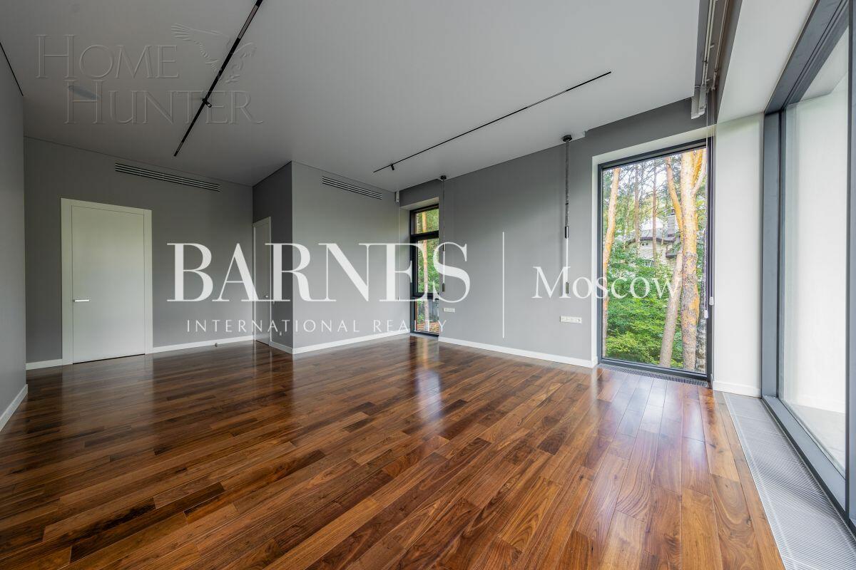 2-этажный коттедж 650 м² с отделкой