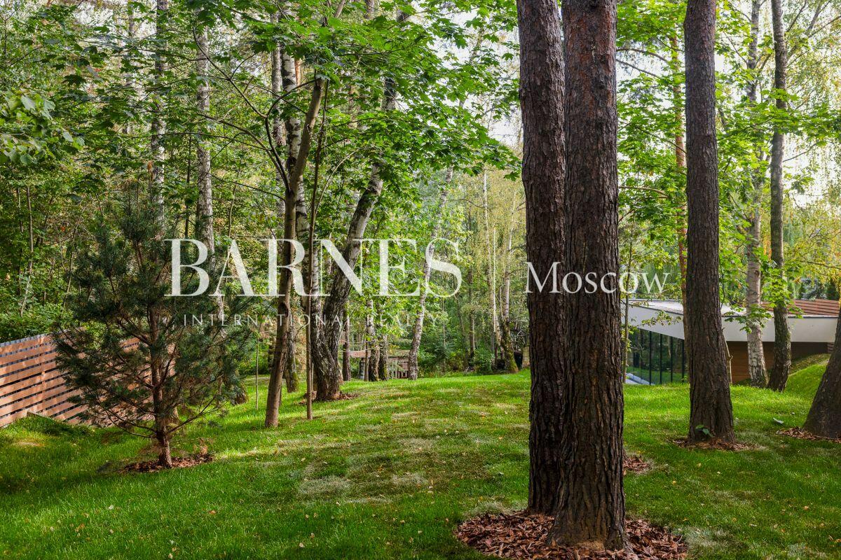 2-этажный коттедж 650 м² с отделкой