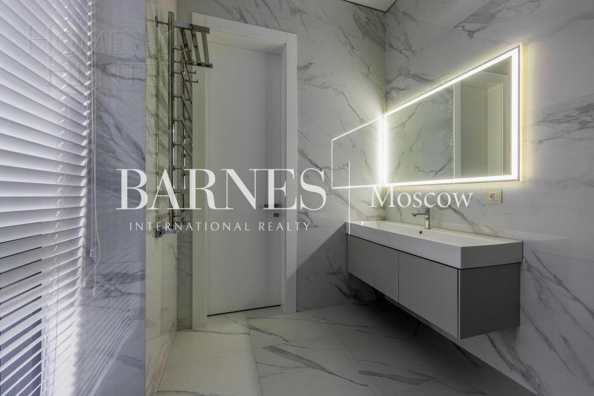 2-этажный коттедж 650 м² с отделкой