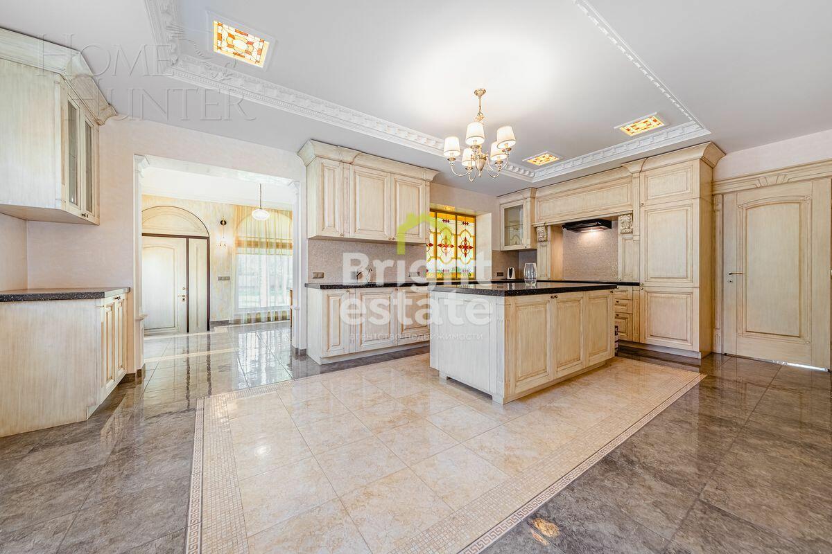 2-этажный коттедж 800 м² с отделкой