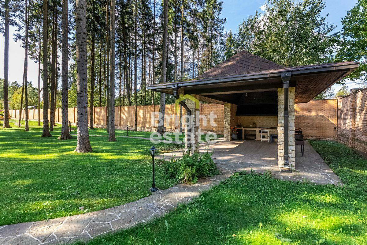 2-этажный коттедж 800 м² с отделкой