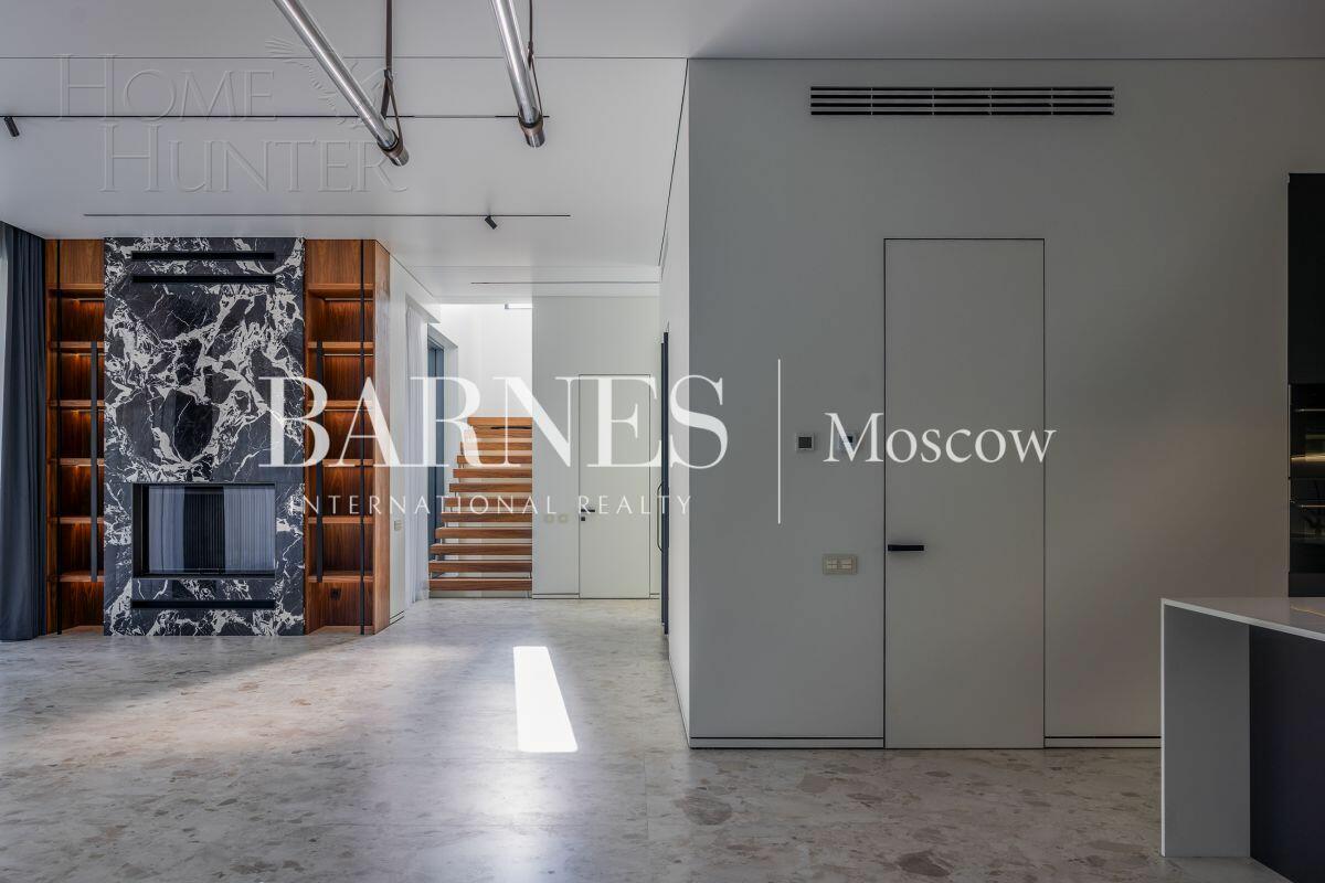 2-этажный коттедж 650 м² с отделкой